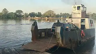 veerboot in Farim