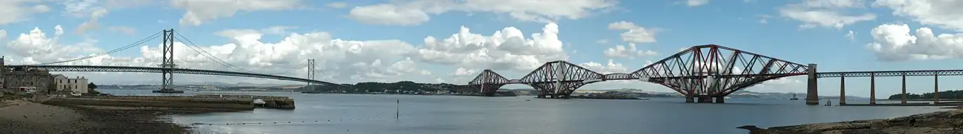 Firth of Forth Road (links) & Rail (rechts) bruggen