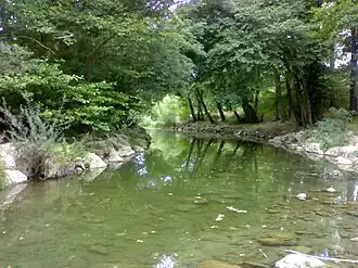 Rivier de Calore bij Castelvetere