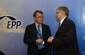 Reimer Böge (links)