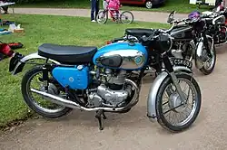 Het zustermodel AJS Model 31