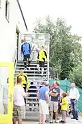 Spelers maken zich op voor een training in - toen nog - Seacon Stadion - De Koel -.