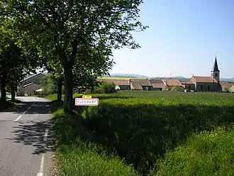 Gezicht op het Lotharingse dorp Flocourt / Flodoaldshofen