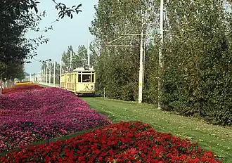 tijdelijke tramlijn tijdens de floriade