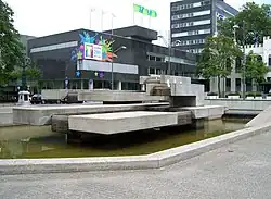Fontein van Beljon, voor het Paleis-Raadhuis op het Willemsplein in Tilburg