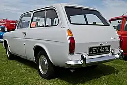 Ford Anglia 105E (1965) stationwagen, achteraanzicht