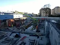 De bouwput op het stationsplein in januari 2016