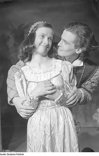 Als Rosalinde in de komedie As You Like It (Schlossparktheater Berlin-Steglitz, 1946)