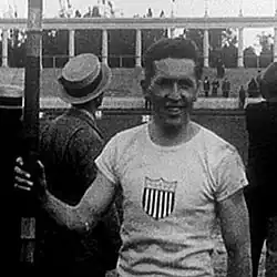 Frank Foss, goud in het polsstokspringen