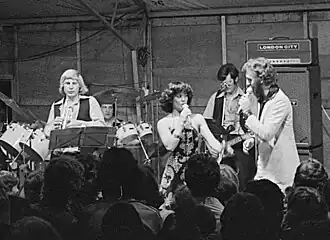 Frank en Mirella in de Bierelier, Santpoort 1977