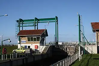 Gemaalcomplex Buma: Sluiswachtershuisje