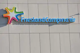 FrieslandCampina logo op de DMV-fabriek in Veghel