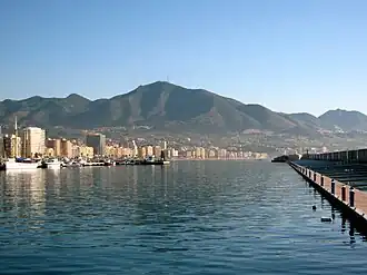Gezien vanuit Fuengirola haven