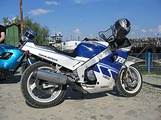 Yamaha FZR 1000