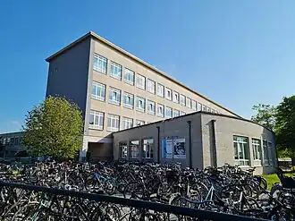 Gebouw van het GO! Atheneum Lokeren