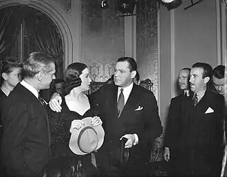 Scène uit Mad About Music