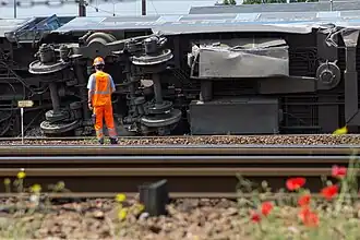 De ontspoorde trein.