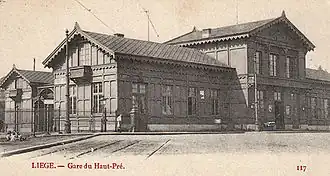 Het vroegere stationsgebouw