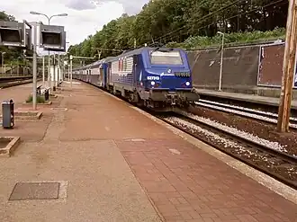 Trein aan het perron.
