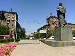 Standbeeld van Soeren Spandarjan