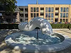 Gebogen buis, Zevenaar z.j.