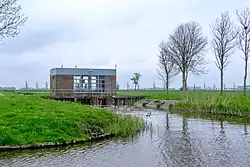 Gemaal Sichterman bij de instroom van De Weer tussen Winsum en Onderdendam