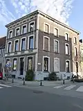 Hoekhuis en stadswoningen