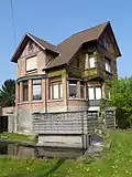 Villa in Engelse cottagestijl