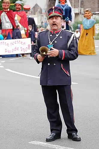 Tot 2015 opende de Gentse Belleman de Gentse Feesten. De openingsstoet werd toen vervangen door een openingsmoment.