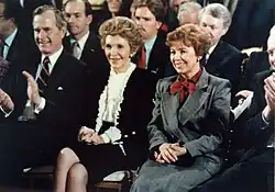 Raisa Gorbatsjova met Nancy Reagan