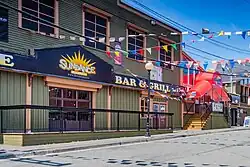 Typische drank- en eetgelegenheid