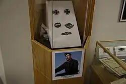 De eretekens van de Duitse U-bootkapitein Rüggeberg zijn door zijn familie geschonken aan het Bell Island Museum