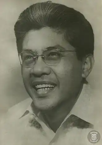 Gerry M. Roxas