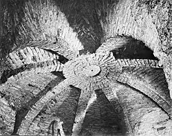 Gewelf kasteelruïne