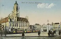Tram op de markt in Middelburg, ca. 1910.
