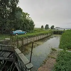 De sluis voor de restauratie