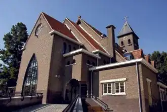 De Sacramentskerk, herbestemd tot gezondheidscentrum