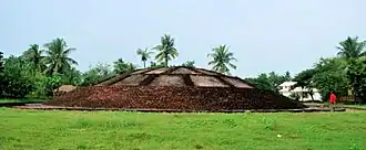 Stupa in het dorp Ghantasala