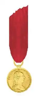 Het vijfde model van de medaille met de kop van Jozef II in goud