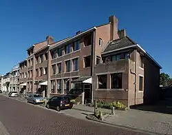 Appartementen aan de Godevaert Montensstraat te Breda. Gebouwd in 1980. Ontworpen door Jan Bolder