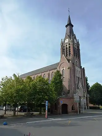 De Sint-Pieterskerk in Godewaarsvelde