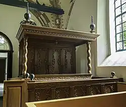 Herenbank uit de 17e eeuw