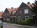 Blokje van vier geschakelde woningen
