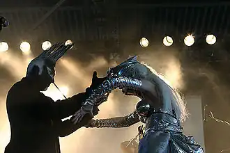 Gothminister (links) en Dementia (rechts) op het M'era Luna Festival 2004