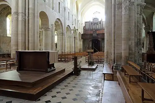 Interieur van de Saint-Hildevertkerk
