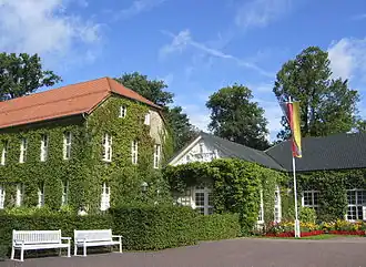 De zgn. Brunnenarkaden in het Grafelijk Park