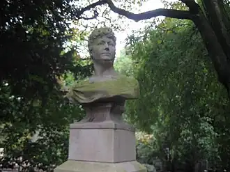 Grafmonument van Sophie de Vries