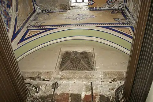 De Komneense adelaar in het oudste deel van de bazaar