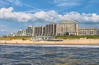 Huis ter Duin gezien vanaf de Noordzee