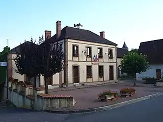 Voormalig gemeentehuis